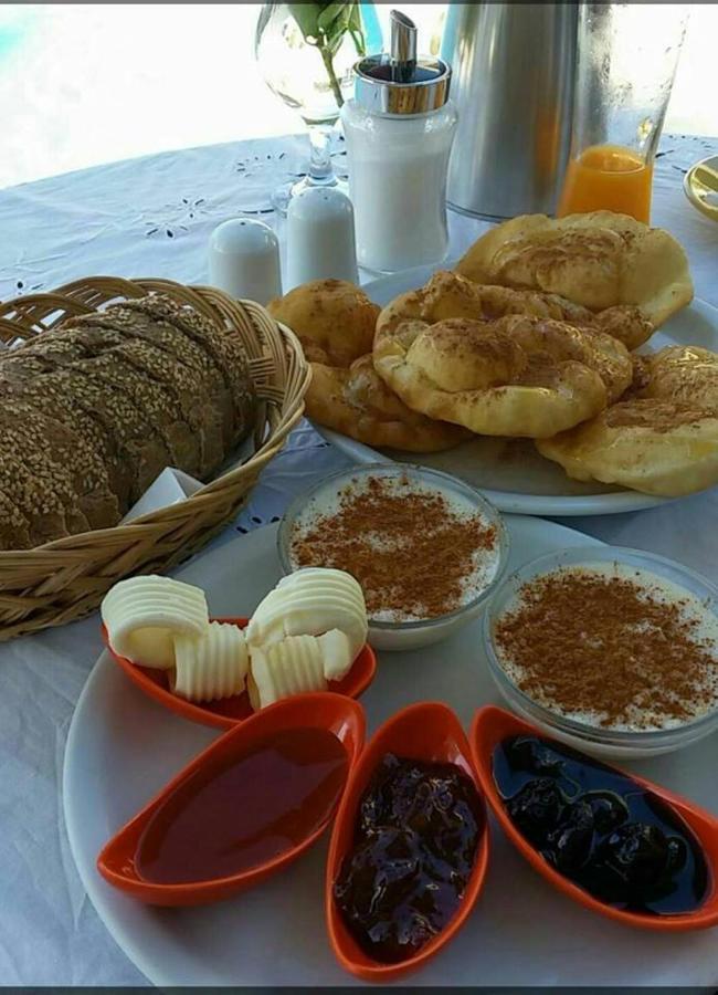 Scorpios Hotel & Suites Samos Town Bagian luar foto
