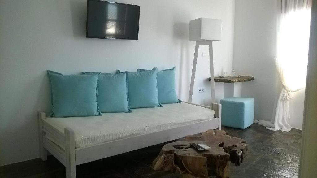 Scorpios Hotel & Suites Samos Town Bagian luar foto