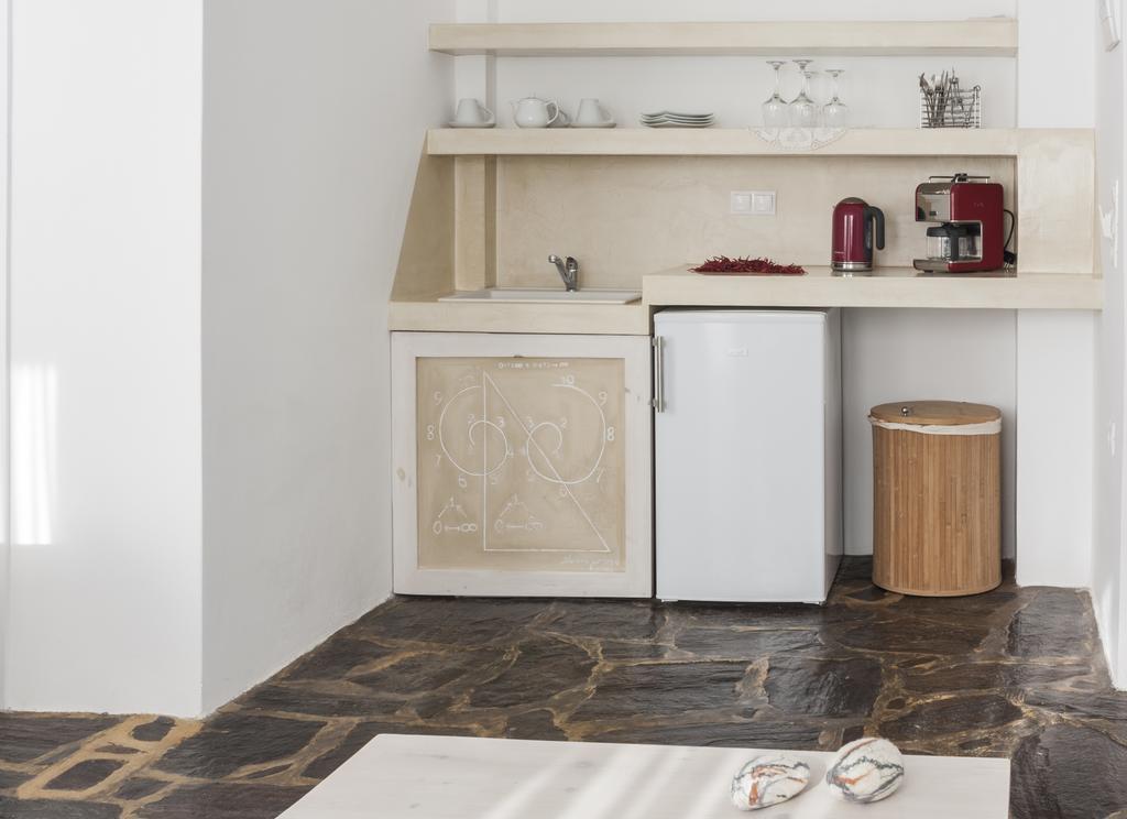 Scorpios Hotel & Suites Samos Town Bagian luar foto