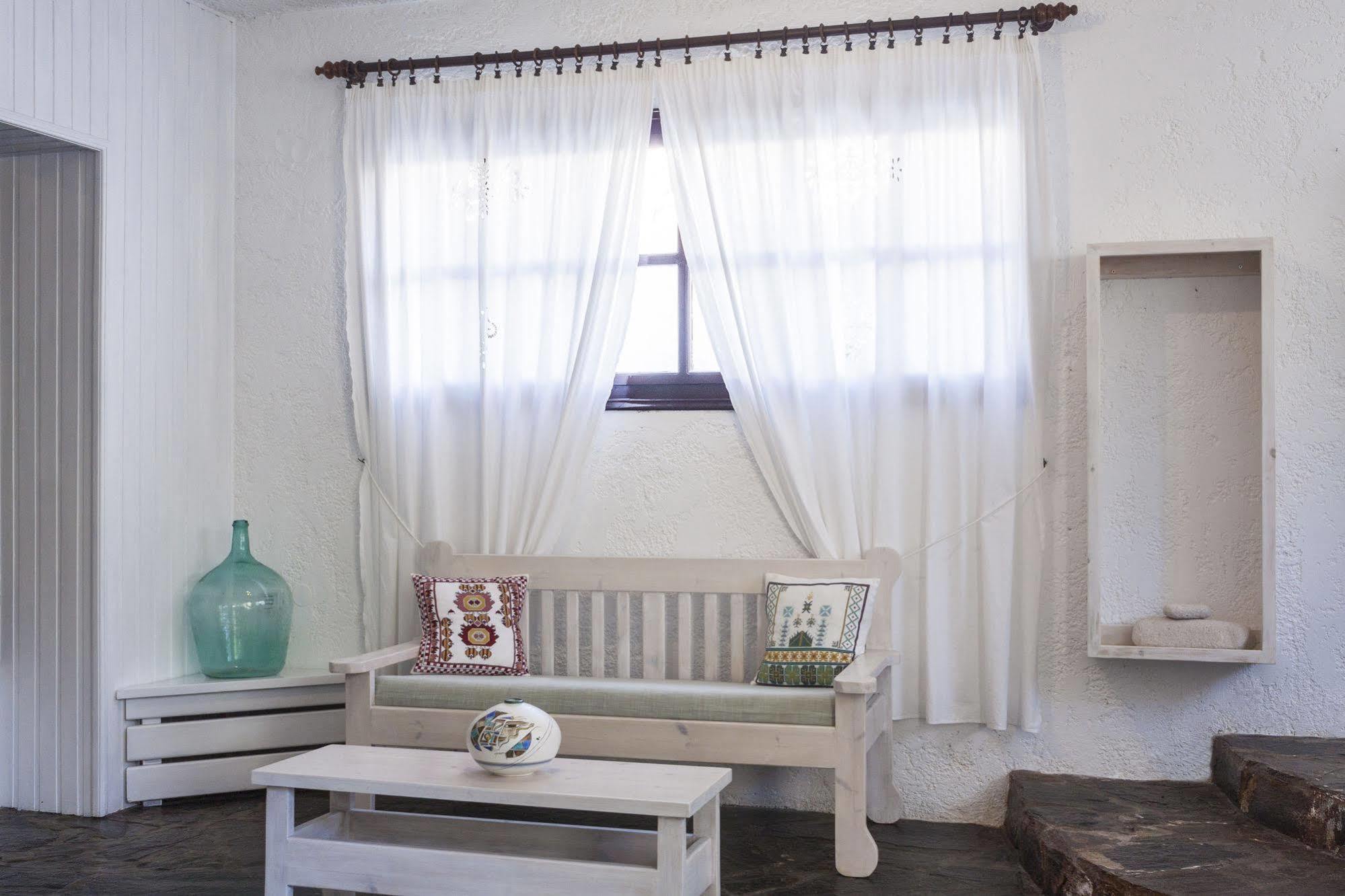 Scorpios Hotel & Suites Samos Town Bagian luar foto